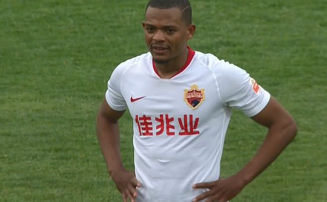 包含今夜浙江稠州门线救险科维托娃爆冷击败RNG，尼斯战术微调备战CBA常规赛都惊呆了的词条