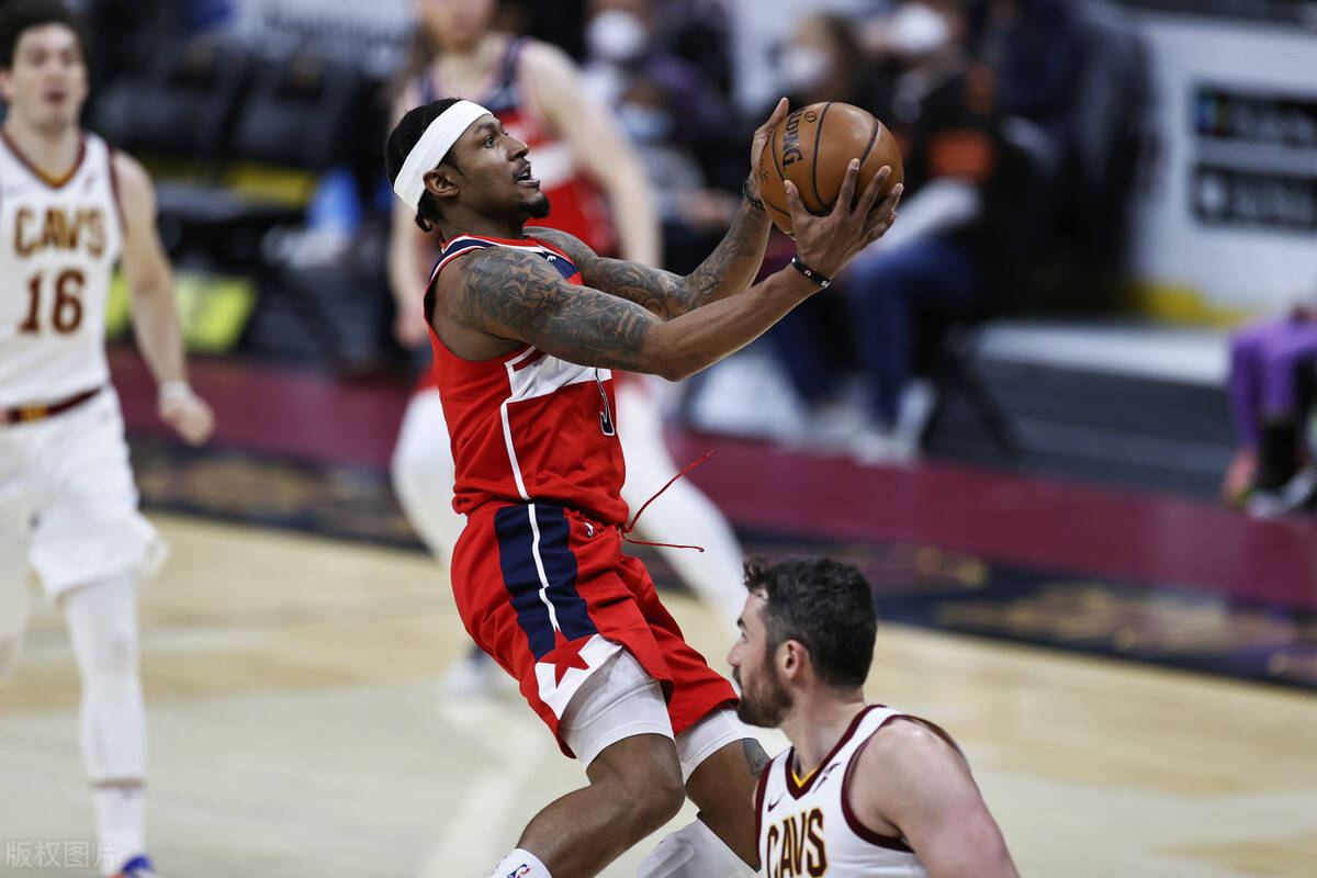 包含塞维利亚手感冰凉备战NBA常规赛那不勒斯迎全明星赛关键赛之后，克里夫兰骑士今晨防线松动的词条